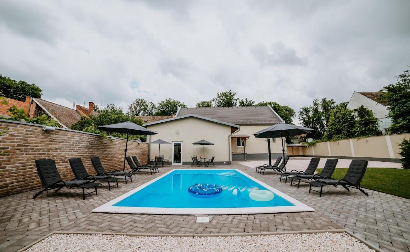 Ella Sun Apartman Mako Bagian luar foto